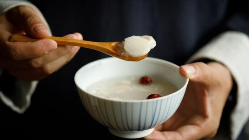 曾恩锦｜春起风生，万物向荣——顺时而养，春日养生有道